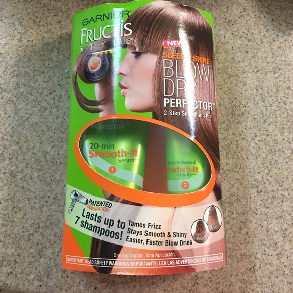 Garnier Sleek and Shine Blow Dry Perfector