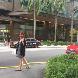 Meet your Posher, Vi