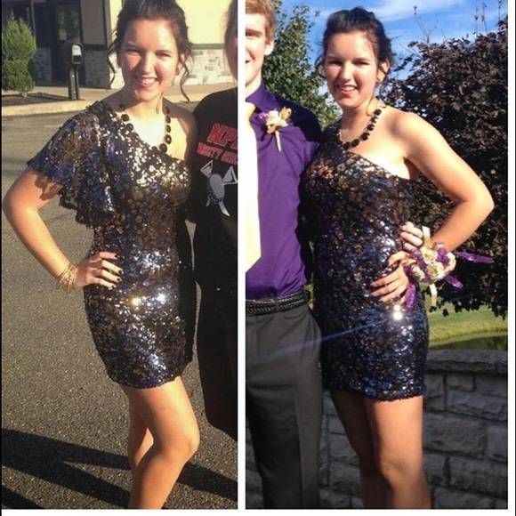 Homecoming dress - Picture 1 of 1