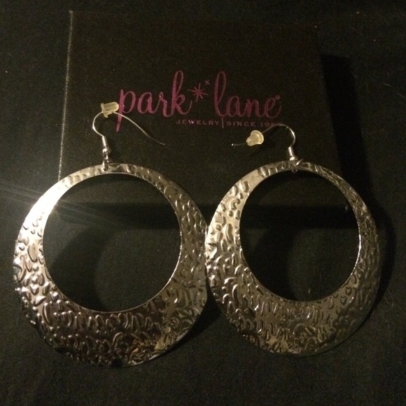 Park lane hop earrings silver