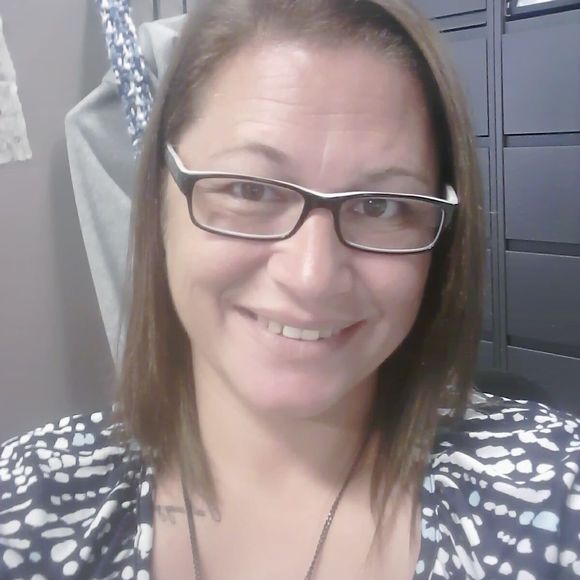 Meet your Posher, Bobbie - Picture 1 of 1