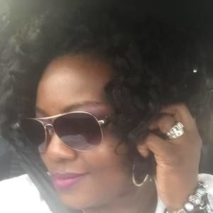 Meet your Posher, Stacie