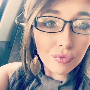 Meet your Posher, Marissa