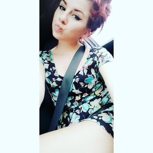 Meet your Posher, Hailey