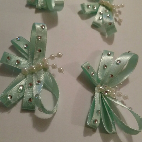 Hair bows