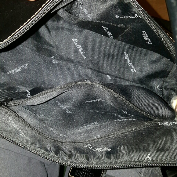 La Pailipe Black Patent Leather Shoulder Purse - Picture 4 of 4