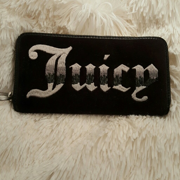 Juicy Couture Handbags - Juicy Couture Wallet