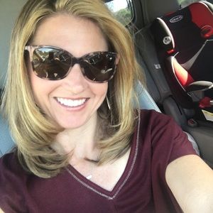 Meet your Posher, Jennifer