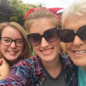 Meet your Posher, Shelby