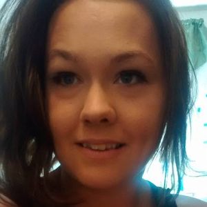 Meet your Posher, Charleen