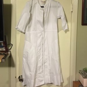 White quarter-sleeve dress