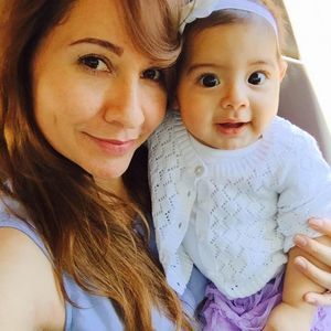 Meet your Posher, Hogla