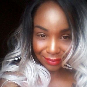 Meet your Posher, Janelle