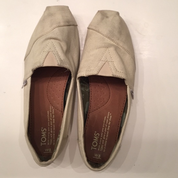 Beige toms