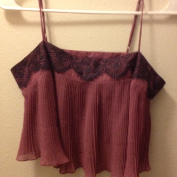 Free People Tops - Mauve Crop Size Small