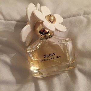 Daisy By Marc Jacobs