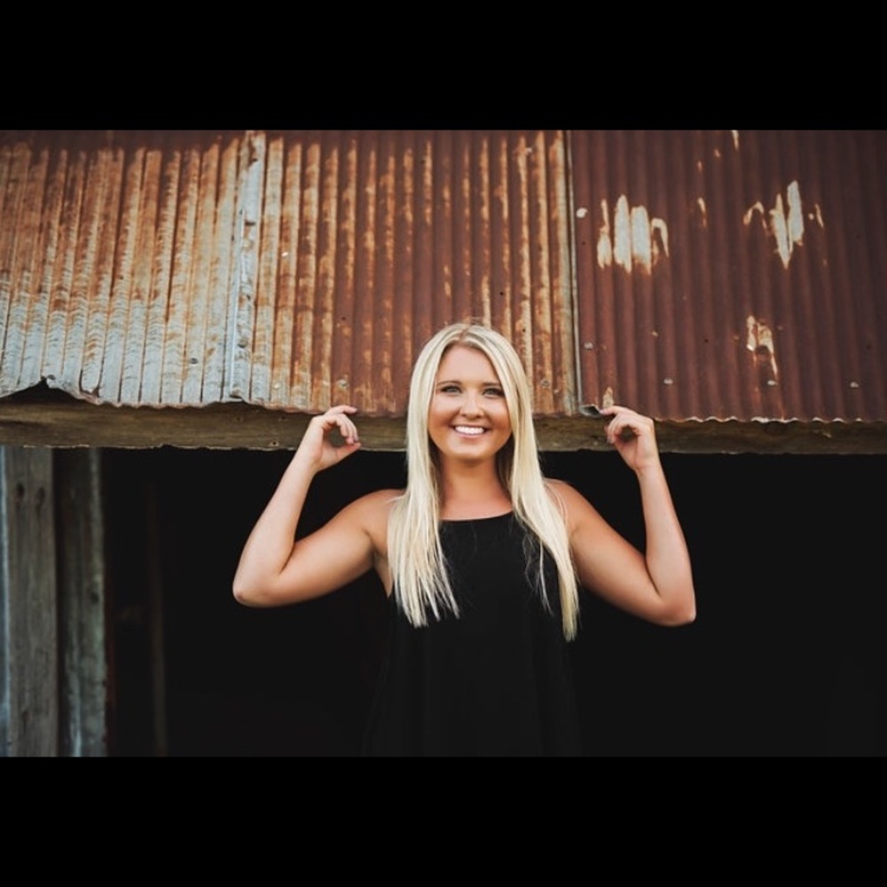 Meet your Posher, Brittney