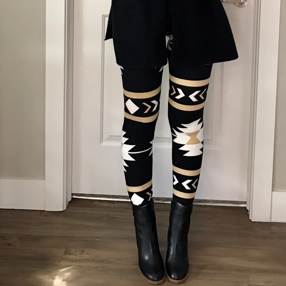Aztec Print Brushed Leggings. - Picture 3 of 3