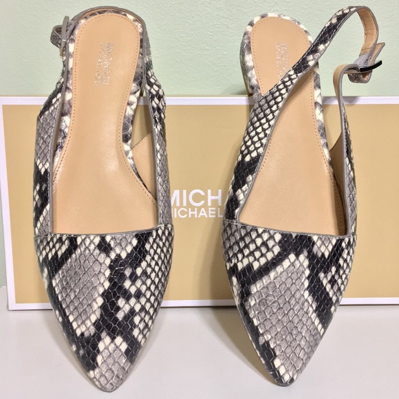 Michael Kors sz 5 - Picture 2 of 4