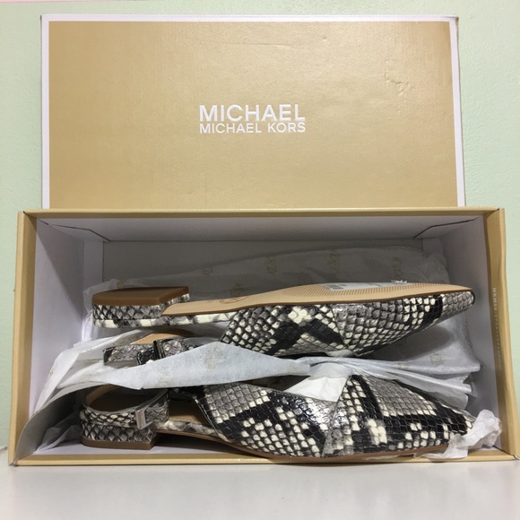Michael Kors sz 5 - Picture 3 of 4
