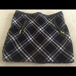 Express mini skirt