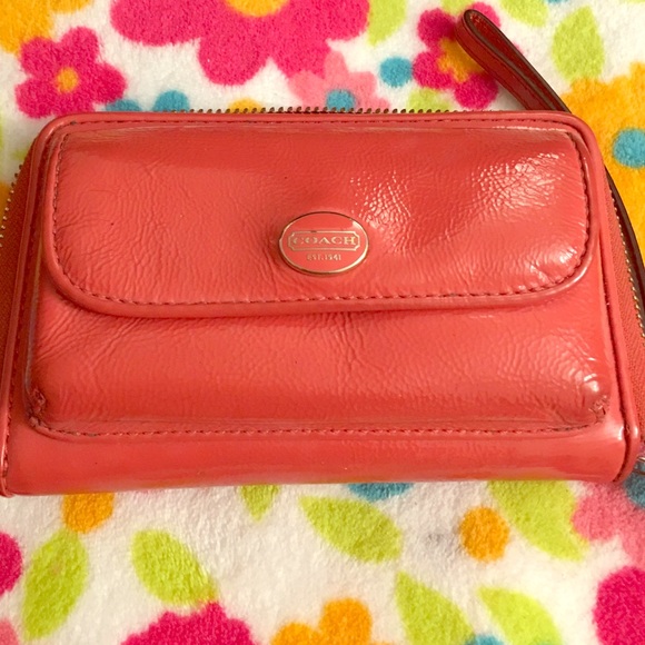 ✨Coach✨ Orange Wallet 👝
