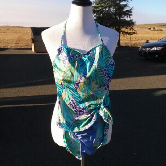 Women's swimsuit