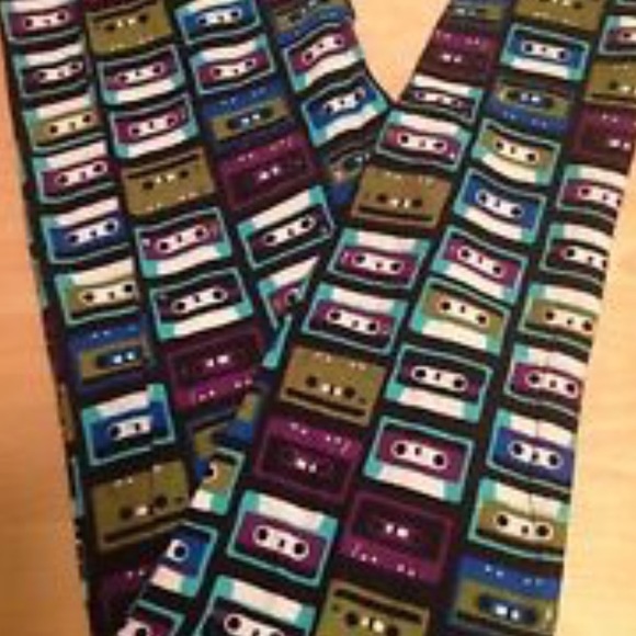 OS cassettes purple black green