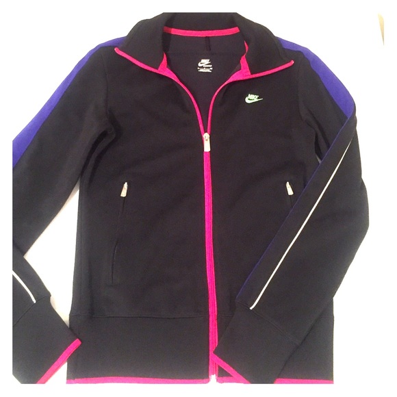 Nike Track Jacket - Picture 2 of 4