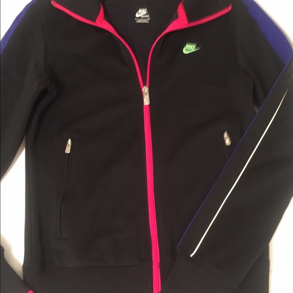 Nike Track Jacket - Picture 3 of 4