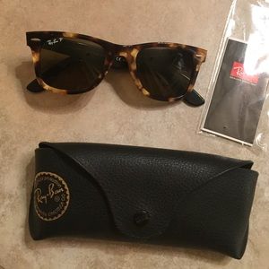 Ray-Ban polarized Tortoise Wayfayers