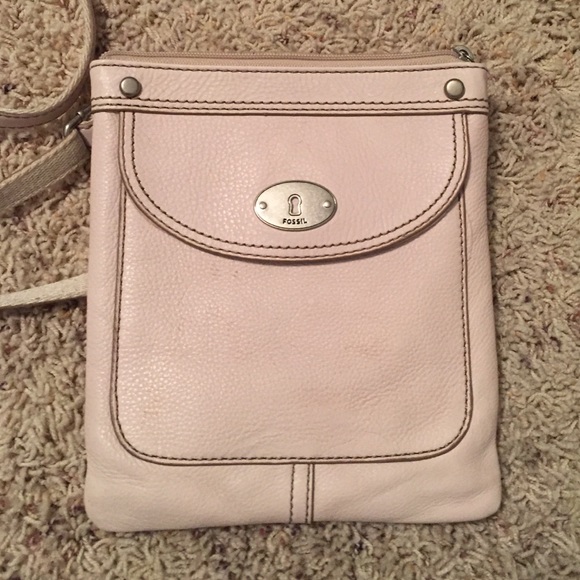 fossil purse