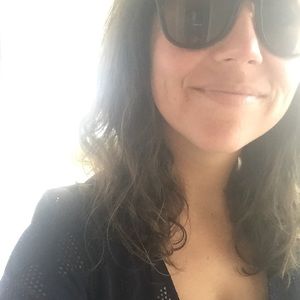 Meet your Posher, Adrienne