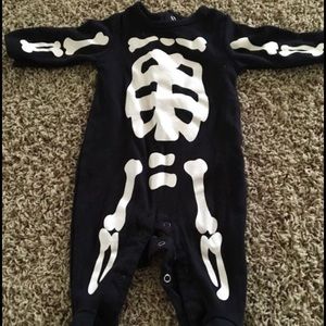 ⚡️FINAL MARKDOWN⚡️3mo Skeleton Onesie