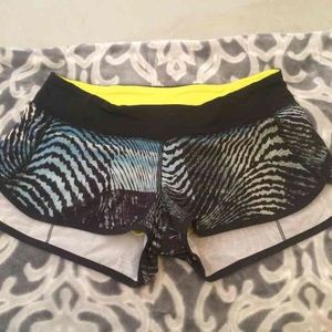 SOLD/Lululemon sea wheeze 2016