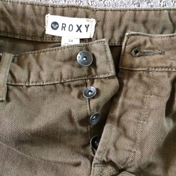 NWOT Roxy Shorts - Picture 4 of 4