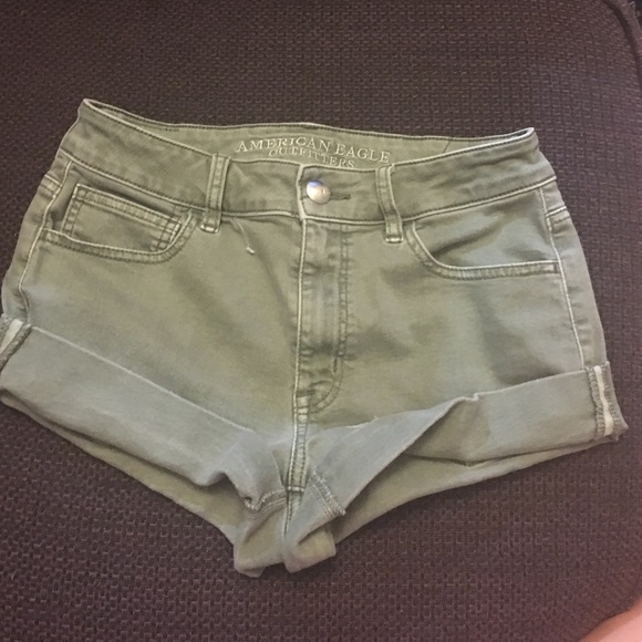 American Eagle Short Shorts