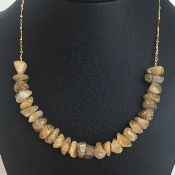 Necklace with sagenite stone chips. - Picture 3 of 4