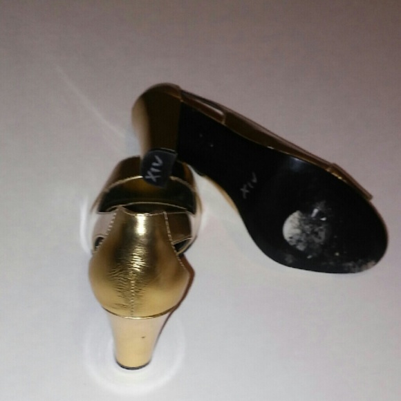 🚫SOLD🚫Gold Peep Heels Steven by Steve Madden - Picture 4 of 5