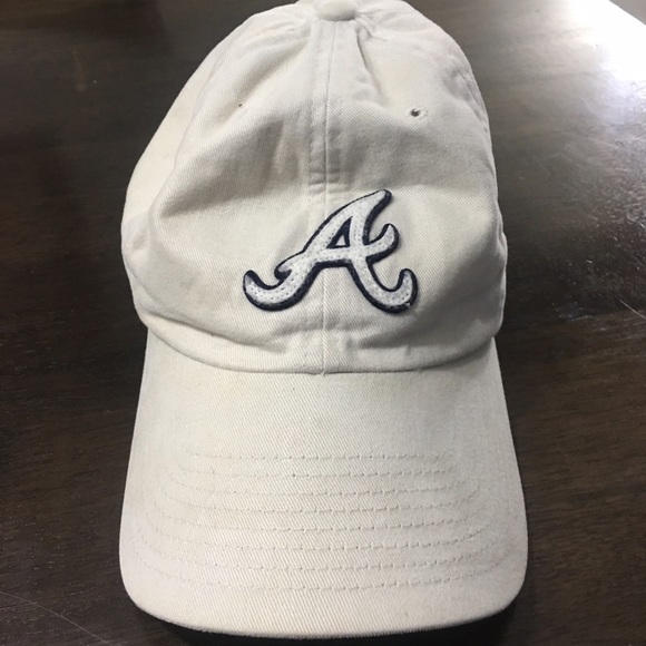 Atlanta Braves fitted style baseball cap