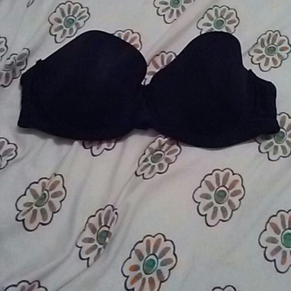 Strapless bra