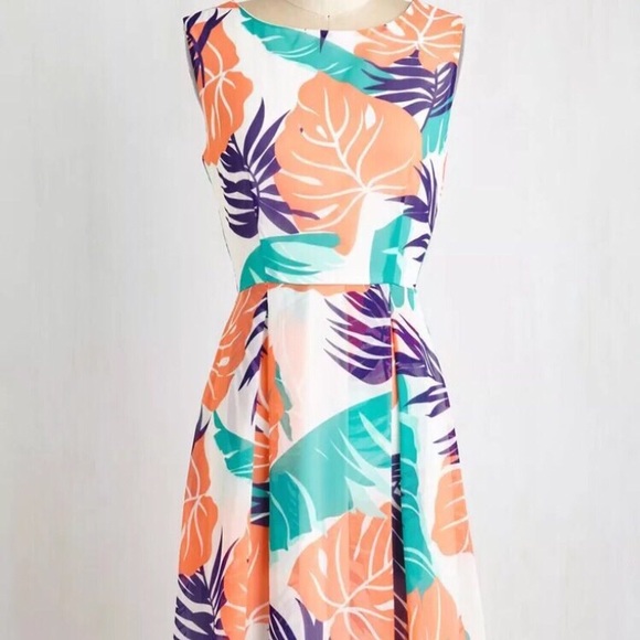 Tropical print dress!