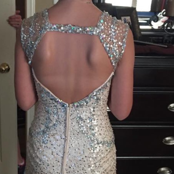 Homecoming dress - Picture 2 of 4
