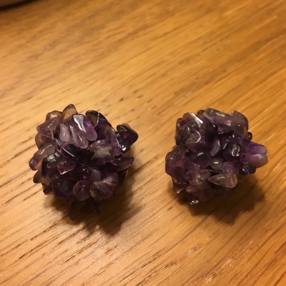 NEW clip on earrings - Picture 2 of 3