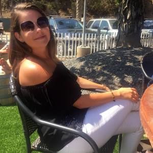 Meet your Posher, Carolina