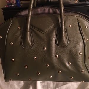 Green purse