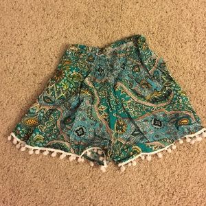 Pom pom shorts