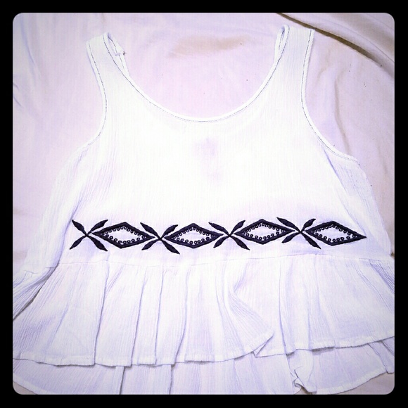 Crop top - Picture 1 of 1