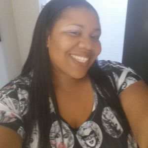 Meet your Posher, Ebony