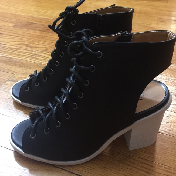 Lace up peep toe booties! - Picture 3 of 4